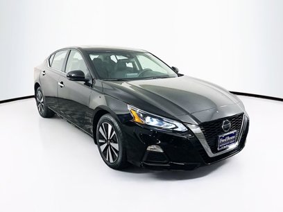 Certified 2022 Nissan Altima 2.5 SV
