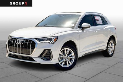 Certified 2025 Audi Q3 2.0T Premium Plus w/ Premium Plus Package