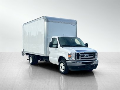 Used 2025 Ford E-450 and Econoline 450 Super Duty w/ Power Equipment Group