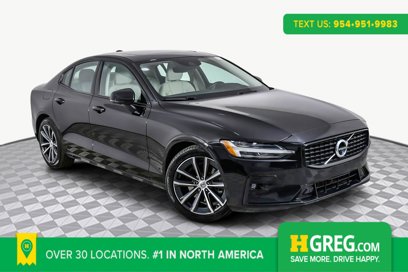 Used 2022 Volvo S60 B5 Momentum