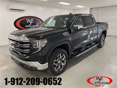 New 2025 GMC Sierra 1500 SLT w/ SLT Premium Plus Package