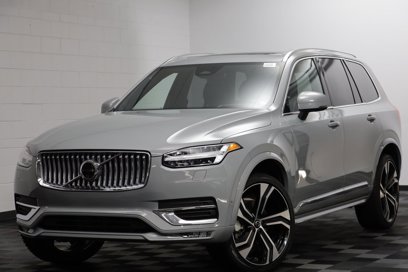 Used 2024 Volvo XC90 B6 Ultimate w/ Lounge Package