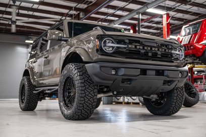 New 2025 Ford Bronco Outer Banks