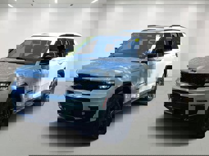 Used 2024 Jeep Grand Cherokee L Limited w/ Black Appearance Package
