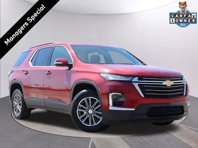 Used 2023 Chevrolet Traverse LT