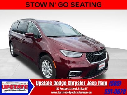 Used 2022 Chrysler Pacifica Touring-L