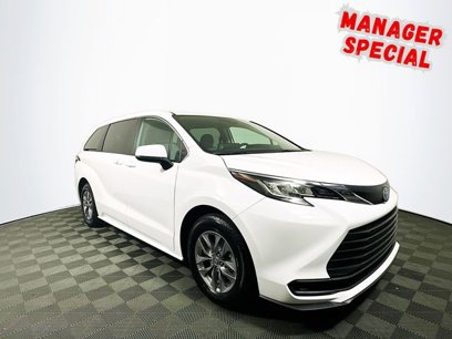 Used 2023 Toyota Sienna LE