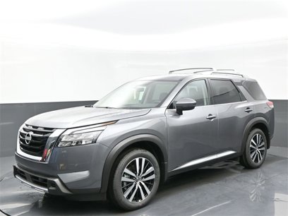 New 2025 Nissan Pathfinder Platinum