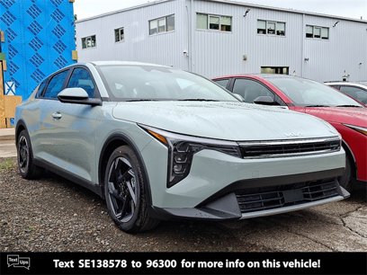 New 2025 Kia K4 EX