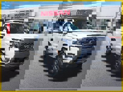 New 2025 Nissan Frontier SV