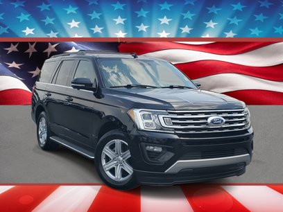 Certified 2018 Ford Expedition XLT w/ Equipment Group 202A
