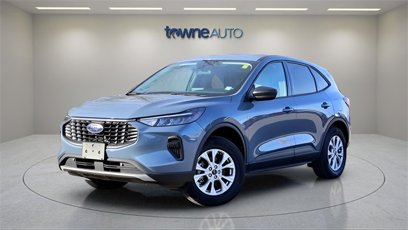 Used 2025 Ford Escape Active w/ Cold Weather Package