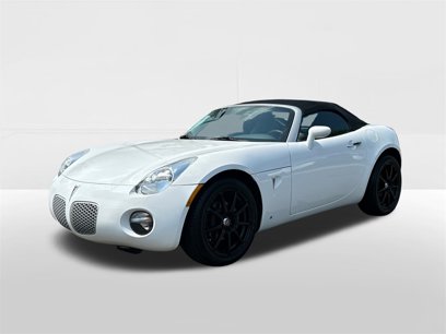 Used 2007 Pontiac Solstice Convertible w/ Premium Package
