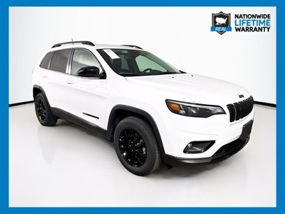Used 2023 Jeep Cherokee Altitude Lux