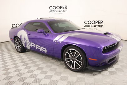 Used 2023 Dodge Challenger R/T w/ Plus Package