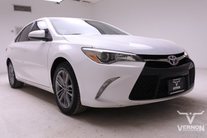 Used 2016 Toyota Camry SE