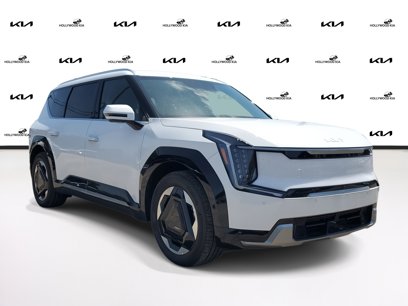 New 2026 Kia EV9 Land