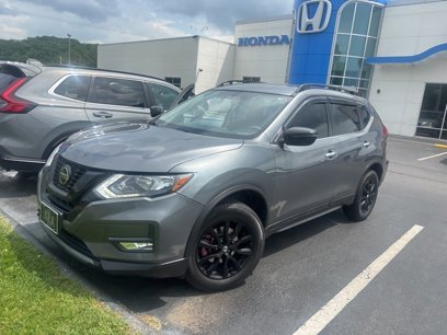 Used 2018 Nissan Rogue SV w/ Midnight Edition