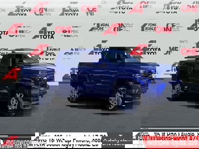 New 2025 Toyota Tacoma SR5
