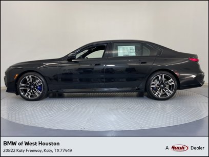 New 2025 BMW 760i xDrive w/ Executive Package