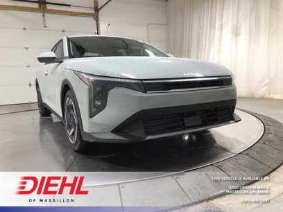 New 2025 Kia K4 EX