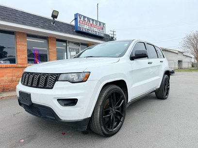 Used 2017 Jeep Grand Cherokee Altitude