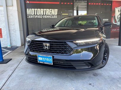 New 2025 Honda Accord SE