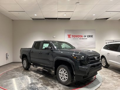 New 2024 Toyota Tacoma SR