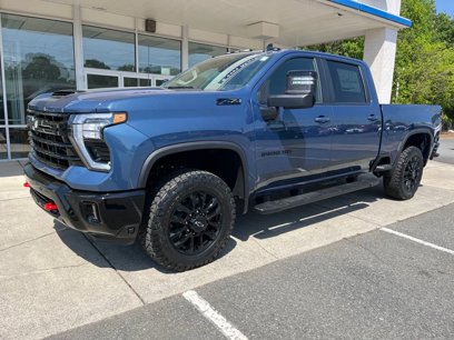 New 2025 Chevrolet Silverado 2500 LT w/ Trail Boss Package