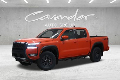 New 2025 Nissan Frontier PRO-4X w/ Pro Premium Package