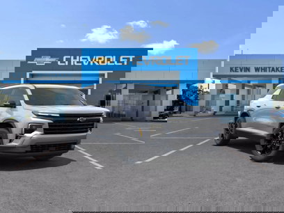 New 2025 Chevrolet Traverse LT