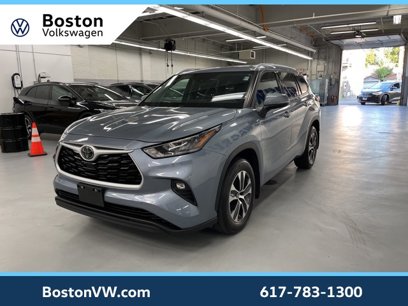 Used 2020 Toyota Highlander XLE