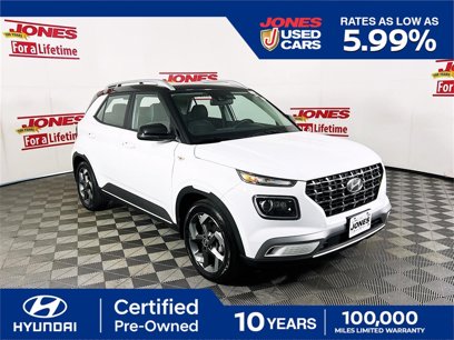 Certified 2022 Hyundai Venue Limited w/ Cargo Package