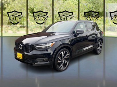 Used 2021 Volvo XC40 T5 R-Design