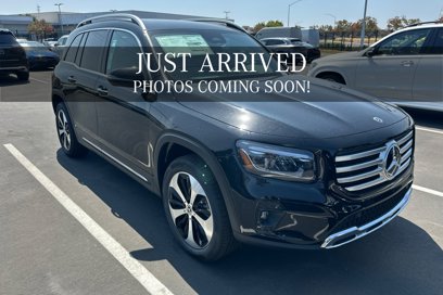 New 2025 Mercedes-Benz GLB 250