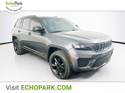 Used 2023 Jeep Grand Cherokee Altitude