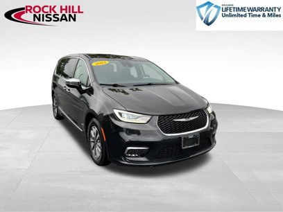 Used 2023 Chrysler Pacifica Limited