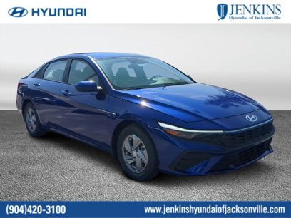 New 2024 Hyundai Elantra SE