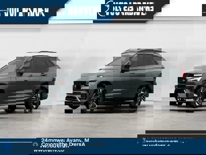New 2026 Volvo XC60 B5 Plus w/ Climate Package