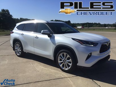 Used 2022 Toyota Highlander Limited