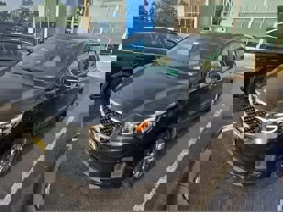 Used 2018 Kia Sedona LX w/ LX Essentials Premium Package