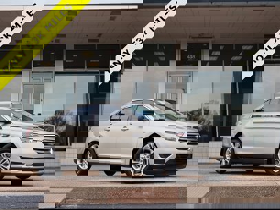 Used 2018 Ford Taurus SE