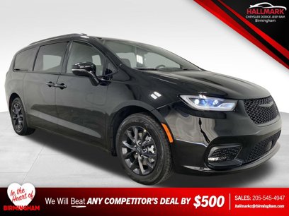 New 2025 Chrysler Pacifica Select w/ Fav Edition Package