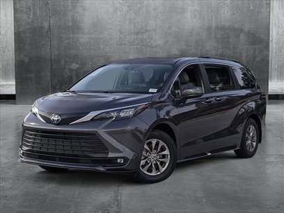 New 2025 Toyota Sienna XLE