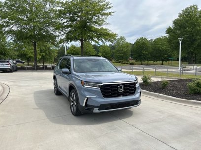 New 2025 Honda Pilot Touring