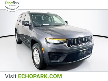Used 2022 Jeep Grand Cherokee Laredo w/ Luxury Tech Group I