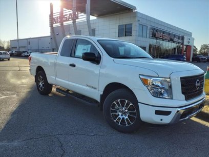 New 2024 Nissan Titan SV