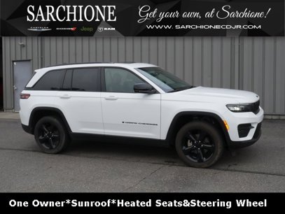 Used 2023 Jeep Grand Cherokee Altitude