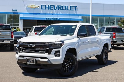 New 2025 Chevrolet Colorado Z71 w/ Midnight Edition