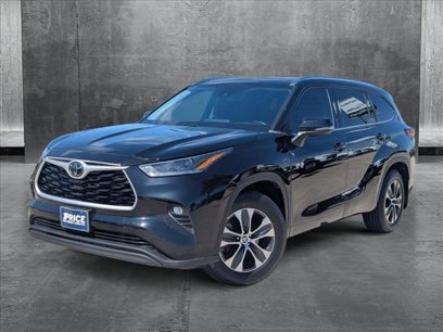 Used 2021 Toyota Highlander XLE